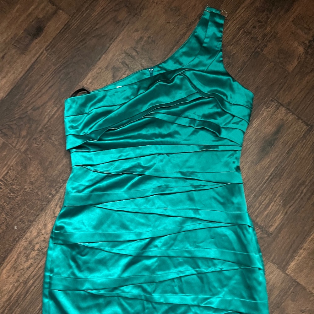 B-Too Byer Califoirnia Emerald Green Layered Cocktail Dress Size 11